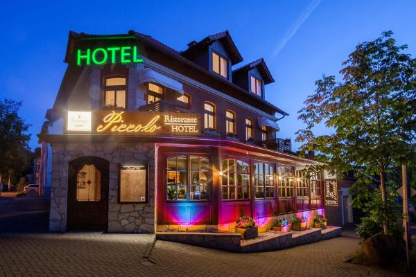 Na fotografii je vidět objekt Hotel und Restaurant Piccolo nacházející se ve městě Thale.