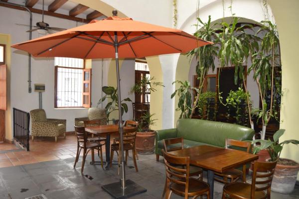 A la foto es mostra l'objecte Hotel Meson del Mar situat a la ciutat de Veracruz.