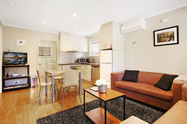 A la foto es mostra l'objecte Grevillea Gardens Unit 6 situat a la ciutat de Bright.