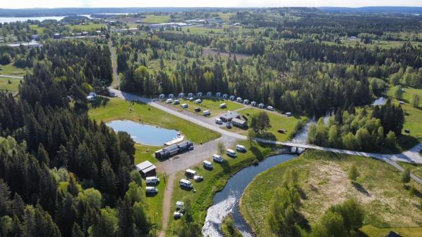 Na fotografii je vidět objekt Camp Route 45 nacházející se ve městě Hammerdal.