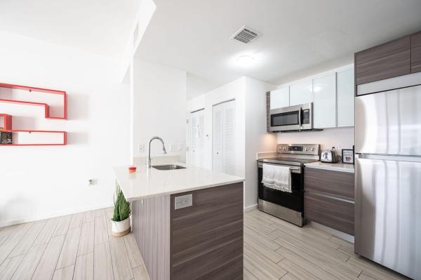 Foto 9: Subtle 2 Bed in Edgewater Downtown with Free Parking