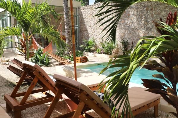 A la foto es mostra l'objecte Nuik Casa Tropical situat a la ciutat de Mérida.