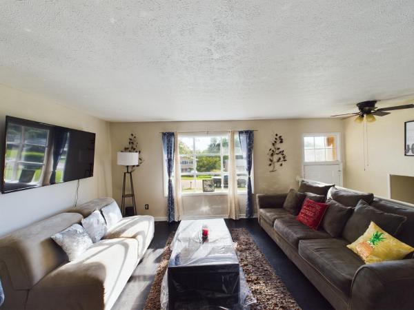 Pine Forest Zen Cottage - 10 Min To Fort Bragg - Fayetteville, NC