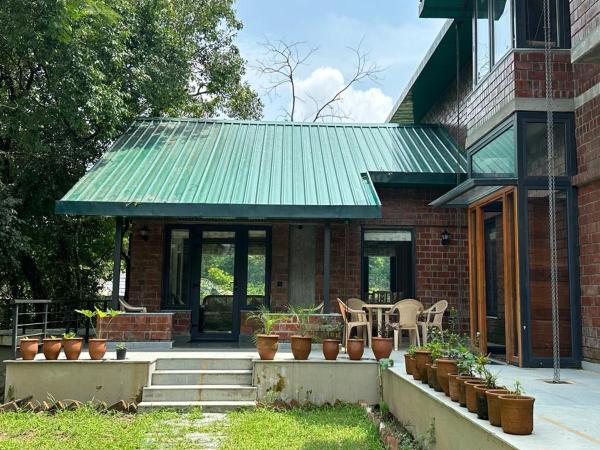 A la foto es mostra l'objecte Terra Cottage situat a la ciutat de Palāhu.