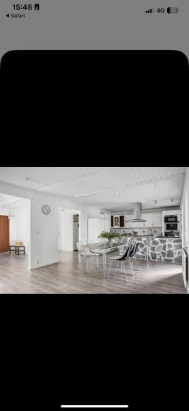 Auf dem Foto ist das Objekt Toarp Inn in der Stadt Svedala zu sehen.