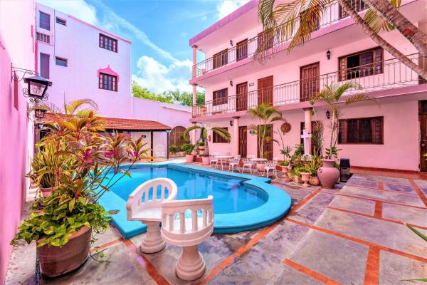 A la foto es mostra l'objecte Hotel Santa Lucía situat a la ciutat de Mérida.