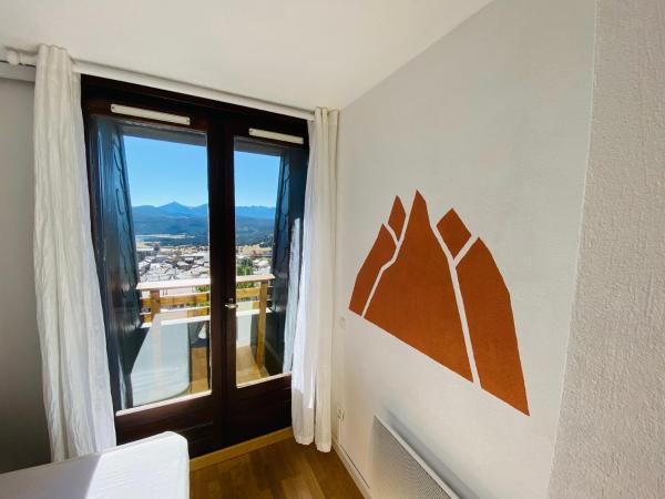 På billedet ses objektet Appartement cosy proche des pistes avec vue beliggende i byen Les Angles.