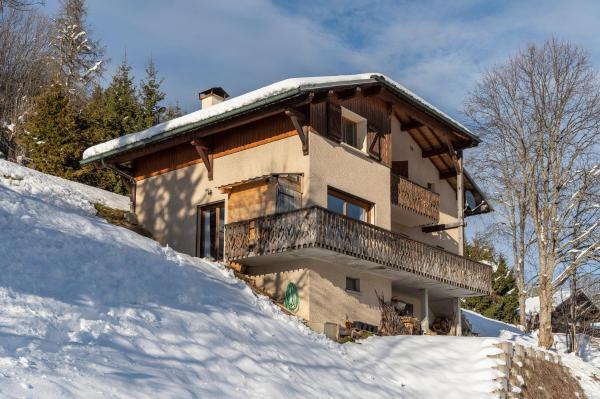 A la foto es mostra l'objecte Chalet Les Cyclamens situat a la ciutat de Les Gets.