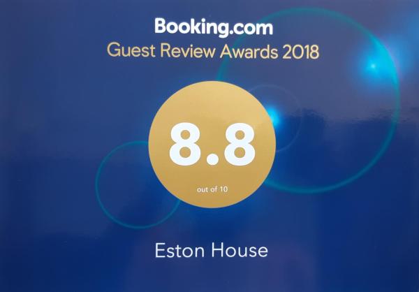 New Eston House - Banyuwangi