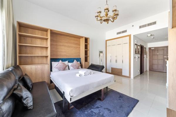 StoneTree - Modern Style of Studio in Resortz by Danube, Dubái