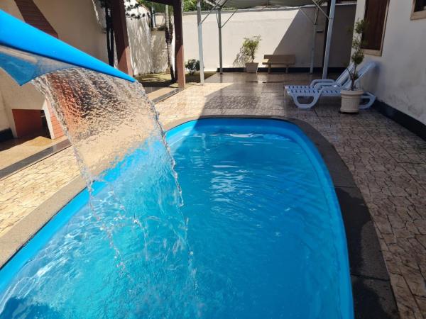 På bilden syns objektet Casa com três quartos e piscina próximo Lagoa Boa Vista, Lagoa Paulino e centro de Sete Lagoas som ligger i staden Sete Lagoas.