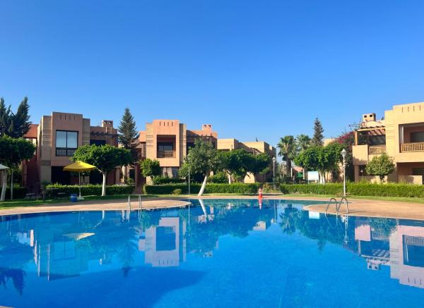 En la foto se muestra el objeto Luminous apartment with pool view ubicado en la ciudad de Marrakech.
