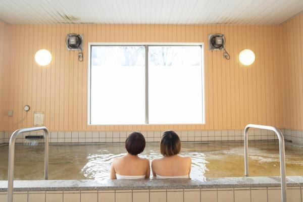 A la foto es mostra l'objecte Kobohudonoyu situat a la ciutat de Yabuki.