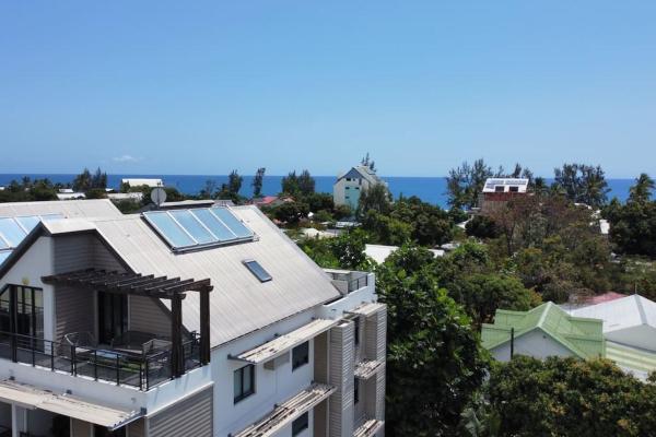 A la foto es mostra l'objecte Les Terrasses de la Baie situat a la ciutat de F. Sauger.