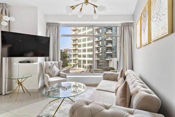StoneTree - Modern Style 1 BR Apartment, Dubái