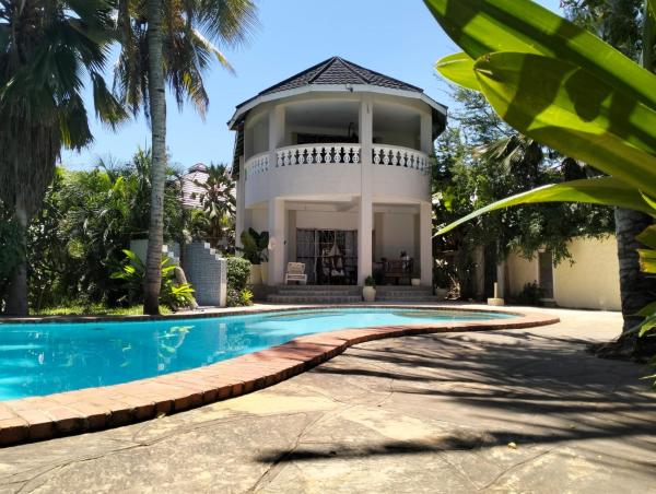 A la foto es mostra l'objecte Diani Hideaway Beach Villa, private pool, air conditioning and WiFi situat a la ciutat de Galu.