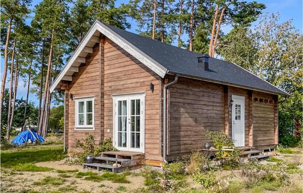 Kuvassa näkyy kohde 2 Bedroom Gorgeous Home In Mörbylånga, joka sijaitsee kaupungissa Mörbylånga.