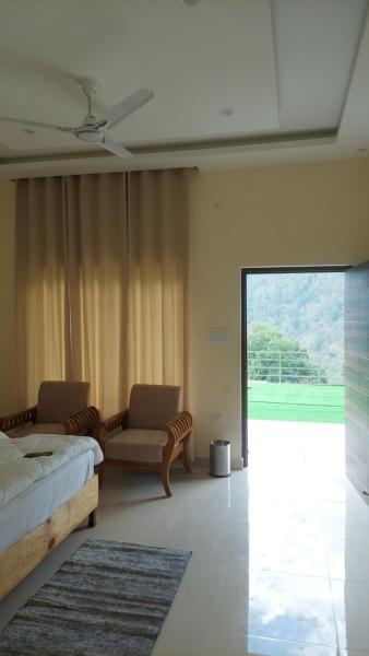A la foto es mostra l'objecte Hotel Anandam phata situat a la ciutat de Phata.