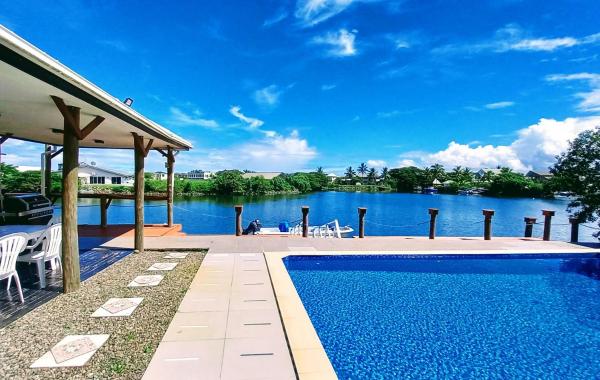 Waterfront Sunset Apartment Nadi, Nadi