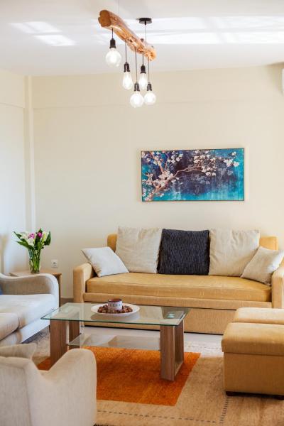 A la foto es mostra l'objecte Villa Armonia, Sunset View and Relaxing Beach Vibe situat a la ciutat de Proástion.