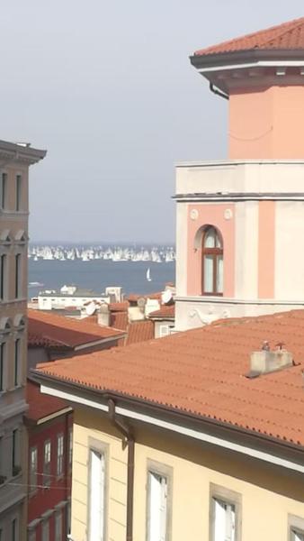 Auf dem Foto ist das Objekt Galleria sul Mare in der Stadt Triest zu sehen.