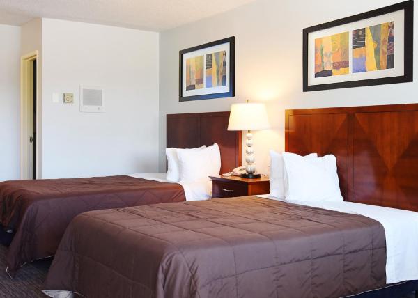 Na zdjęciu widoczny jest obiekt GREELEY UNIVERSITY INN/ GREELEY INN położony w mieście Greeley.