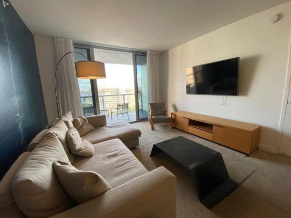 Photo 6 : Sun, Sand & Views 1BR Apartment in Miami Beach