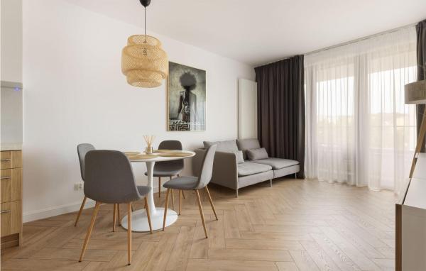 A la foto es mostra l'objecte Awesome Apartment In Gdynia With Wifi situat a la ciutat de Gdynia.