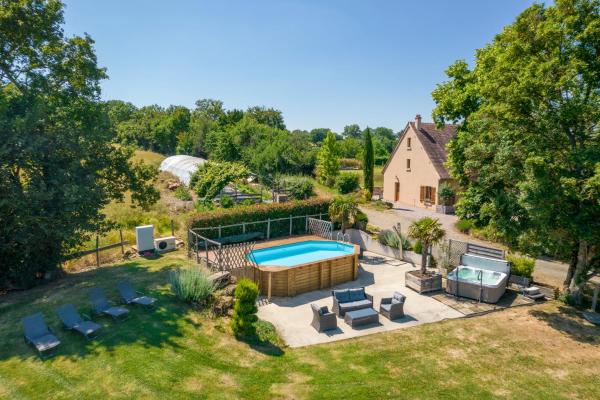 A la foto es mostra l'objecte Situé en plein coeur de la campagne situat a la ciutat de Tranzault.