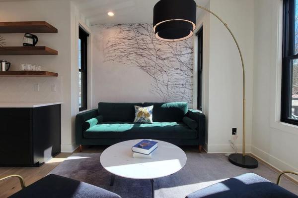 Luxurious Station House Suite B - Jacksonville, OR