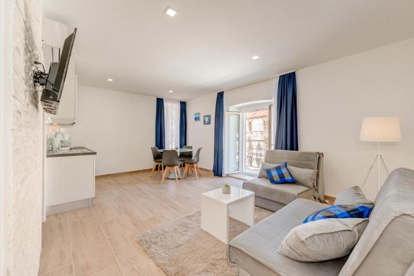 A la foto es mostra l'objecte Apartments Villa Tudor 2 situat a la ciutat de Hvar.