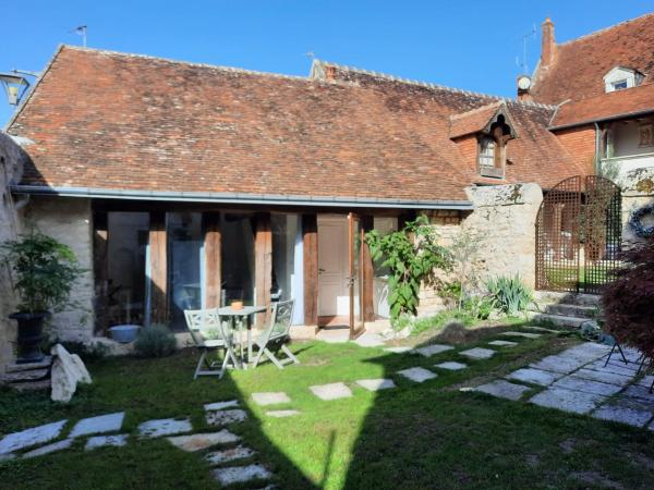 A la foto es mostra l'objecte Gîte de charme - La Cure Pontlevoy situat a la ciutat de Pontlevoy.