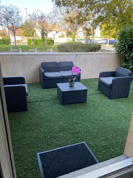 Nella foto è visibile l'oggetto Logement entier chambre+salon + jardin & terrasse situato nella città di Janvry.