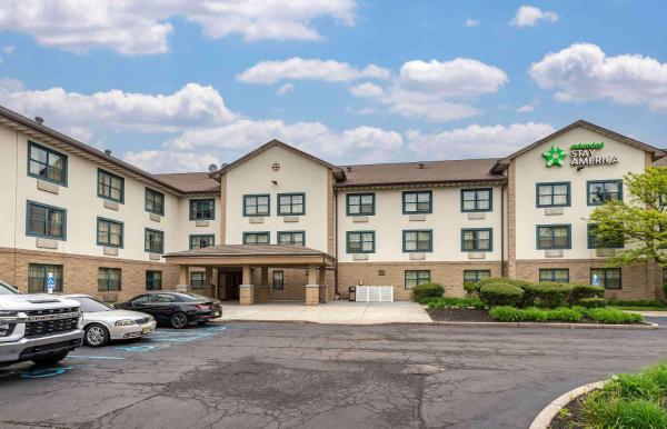 Auf dem Foto ist das Objekt Extended Stay America Suites - Edison - Raritan Center in der Stadt Edison zu sehen.