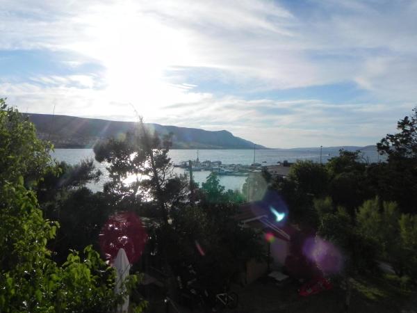 Apartments Riva - Karlobag