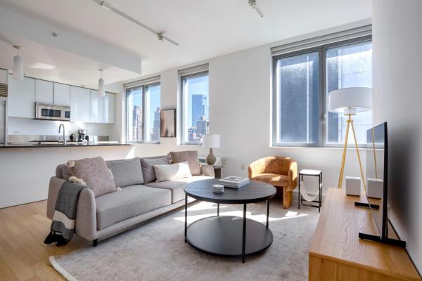 Midtown West 2br w gym wd nr hudson river NYC-1243, New York