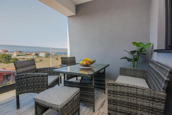 A la foto es mostra l'objecte Seaview apartments Glamour Vir - by TA Leut Agency situat a la ciutat de Vir.