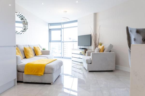 Luxury Cardiff City Centre Apartments, Cardiff