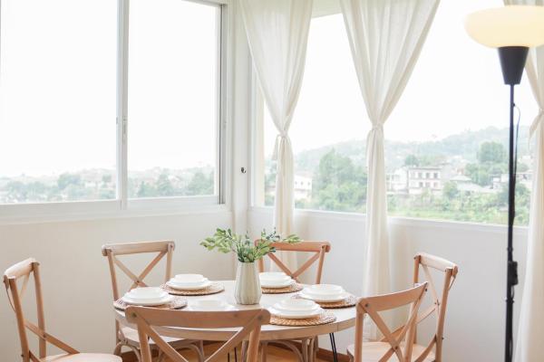 Over Easy Apartment - Bandung