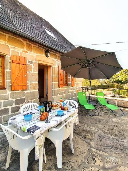 A la foto es mostra l'objecte Gîte de la Brande situat a la ciutat de Noailles.
