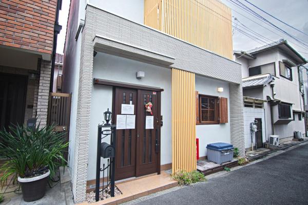 På billedet ses objektet -粉浜飛鳥- 和風ヴィラ 玉出駅 beliggende i byen Osaka.