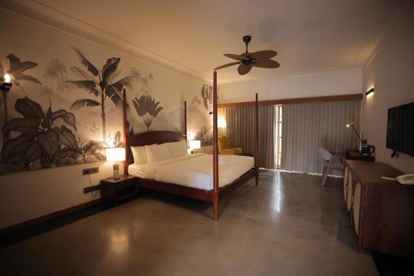 Prasanthi Hotel, Kollam