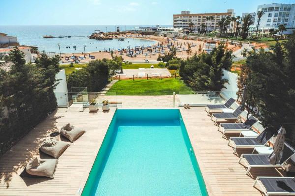 A la foto es mostra l'objecte Blue Waves 3 Beachfront situat a la ciutat de Protaras.