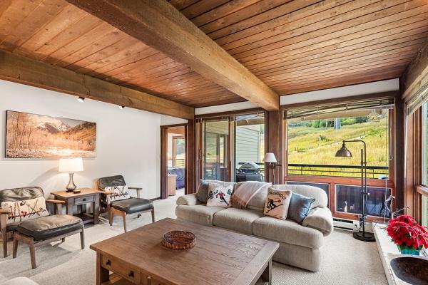 Foto 2: Enclave 208, Snowmass Ski-In/Ski-Out Condo w/Shared Pool/Hot Tub/WiFi