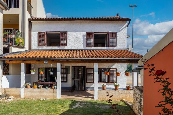 På billedet ses objektet Lovely House Luiza - Happy Rentals beliggende i byen Vabriga.