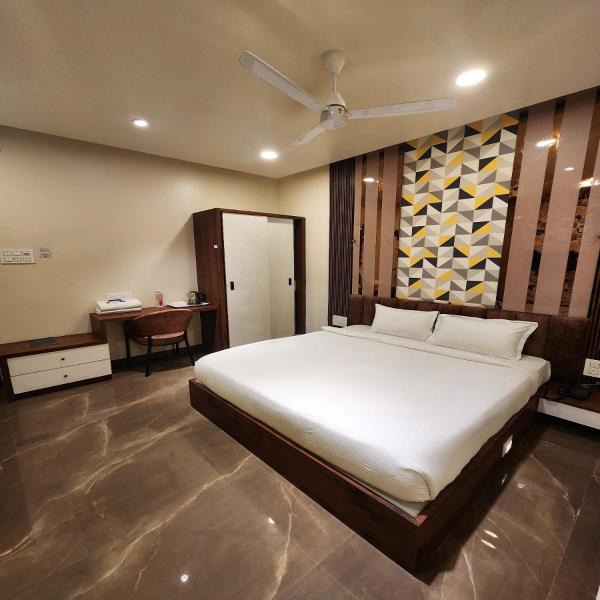 The photo shows the Hotel The Mint Nanded located in the city of Nānded.
