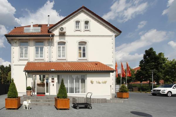 Na fotografii je vidět objekt Hotel Villa Will nacházející se ve městě Isernhagen.