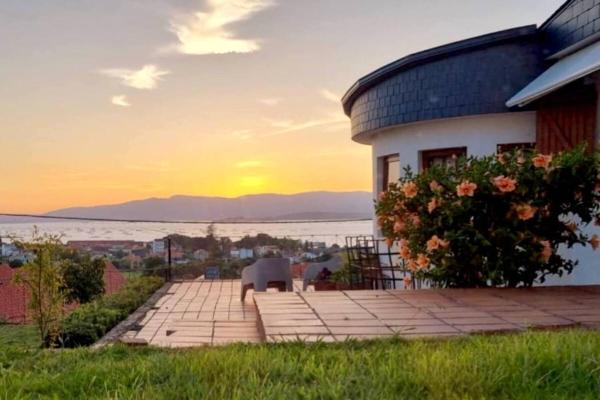 Nella foto è visibile l'oggetto Ullasa house - Inolvidables vistas panorámicas del mar situato nella città di András.
