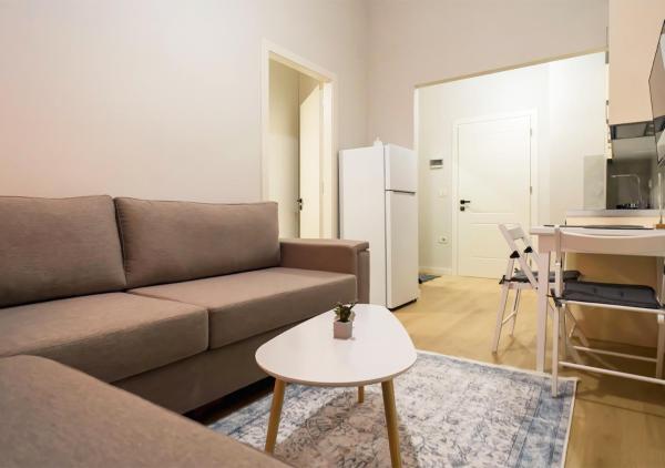 Home Inn Apartment near City Center, Tirana