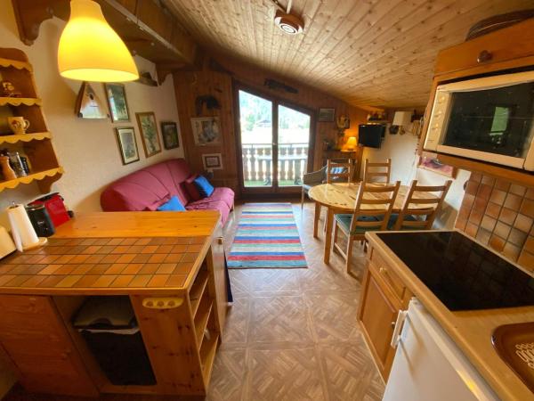 A la foto es mostra l'objecte Châtel : Appart à 200m des remontées, balcon, parking, 4 pers. - FR-1-693-11 situat a la ciutat de Châtel.